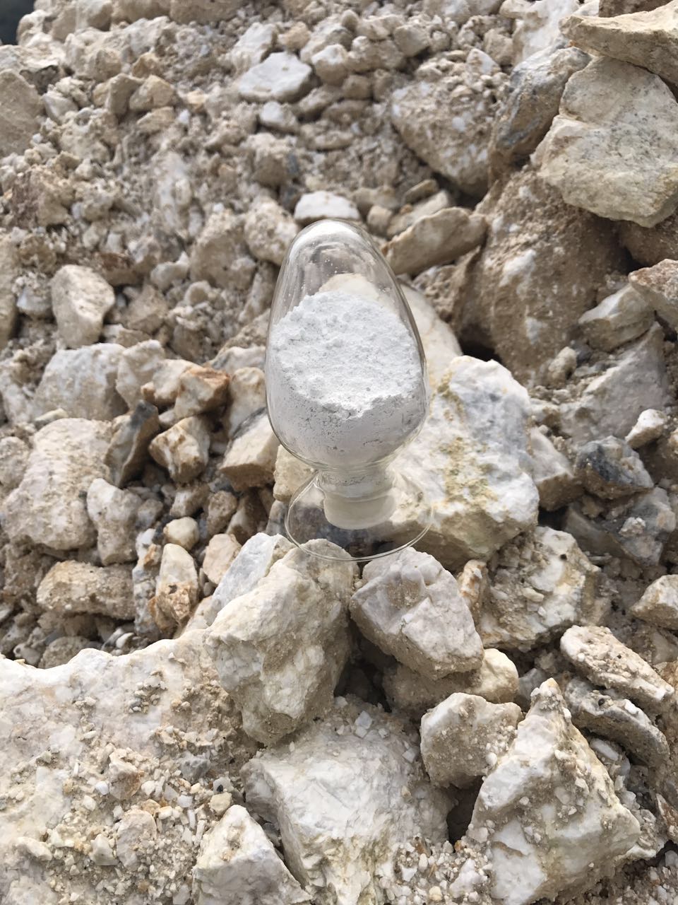 內蒙古高光硫酸鋇廠家供應